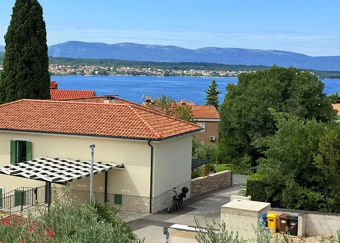Grosszuegige 6-personen In Kroatien マリンスカ